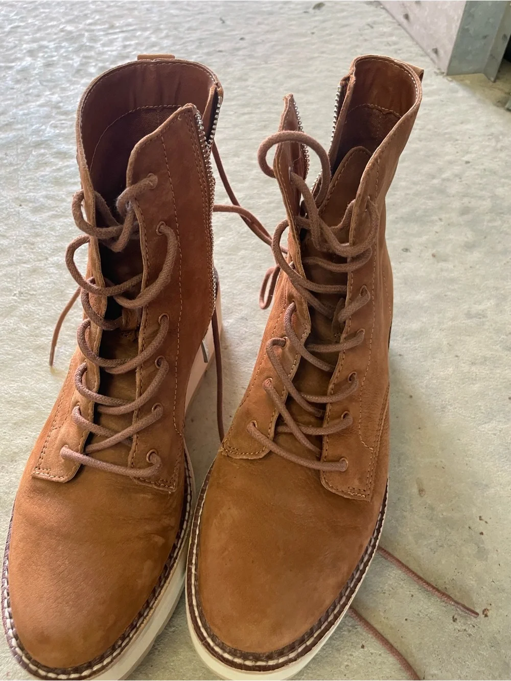 Dolce Vita tan suede
