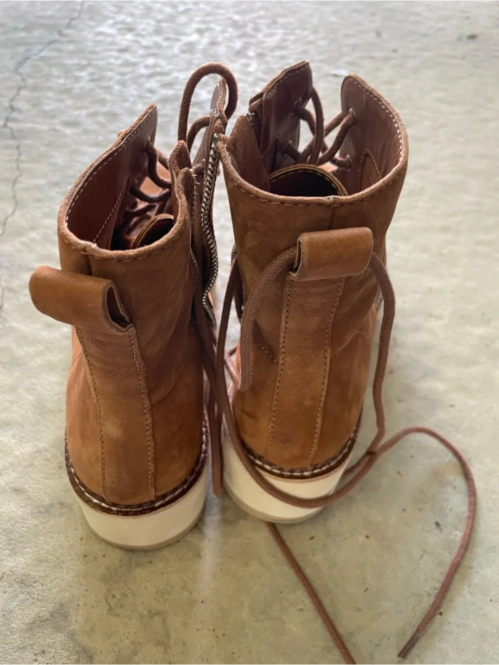 Dolce Vita tan suede