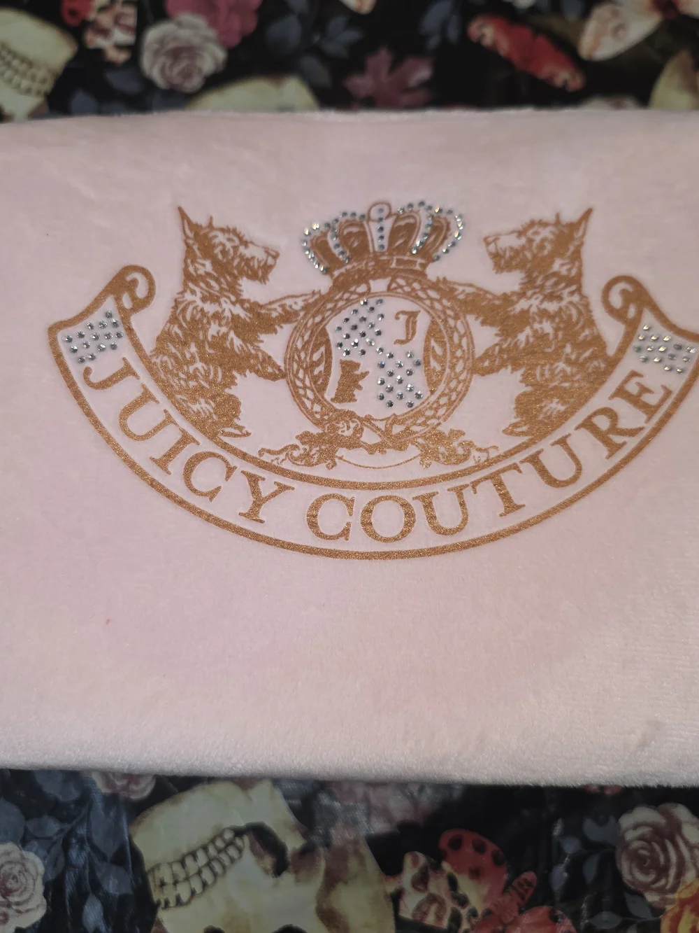 Juicy Couture travel style