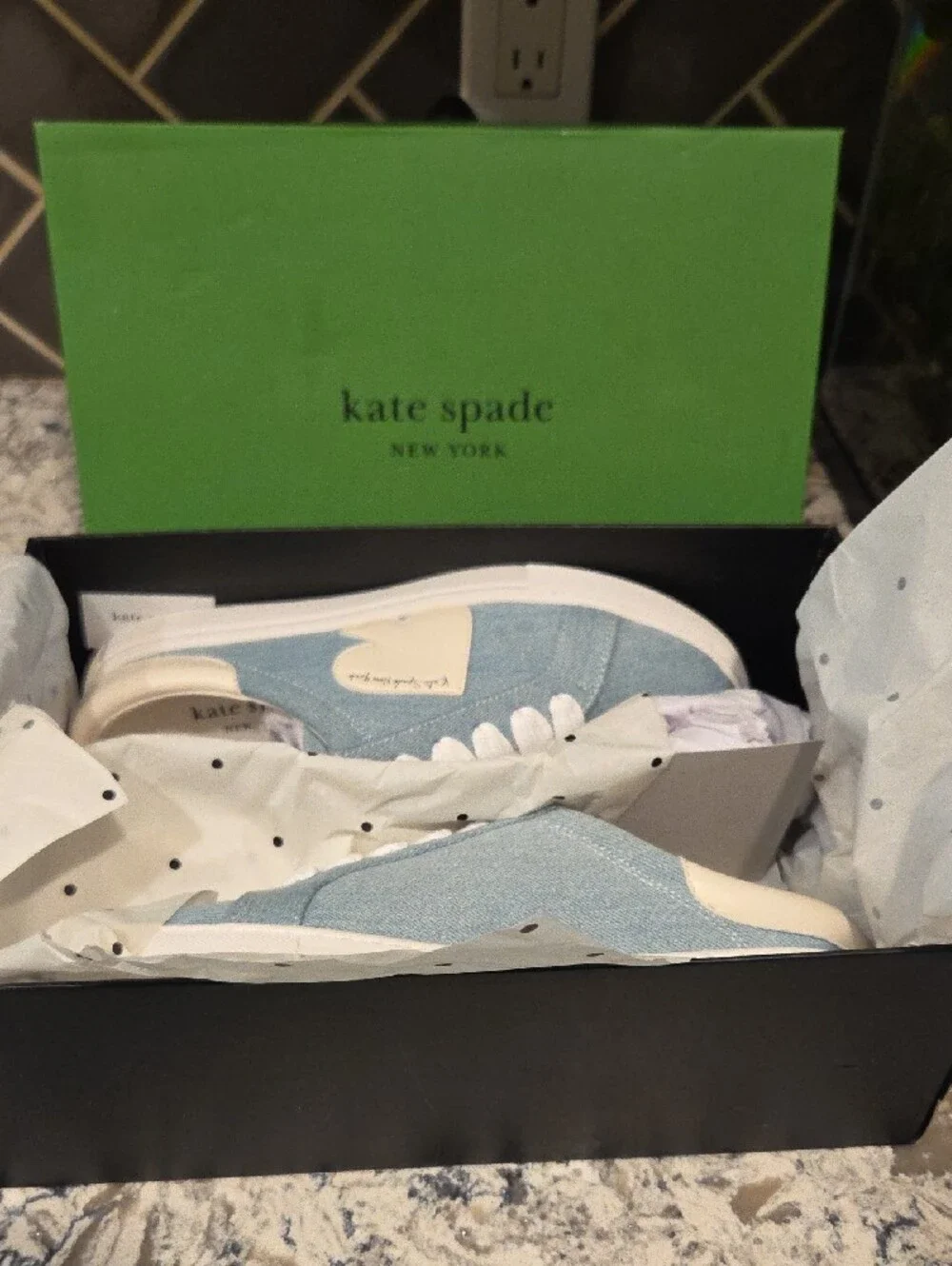 kate spade heart worn run