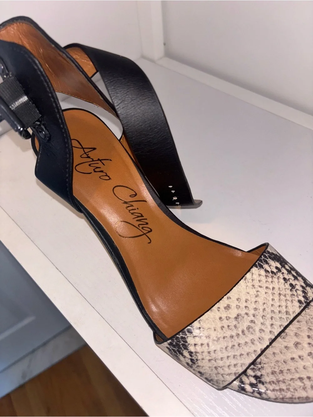Arturo Chiang Black Leather Slingback with Snake-Print Toe