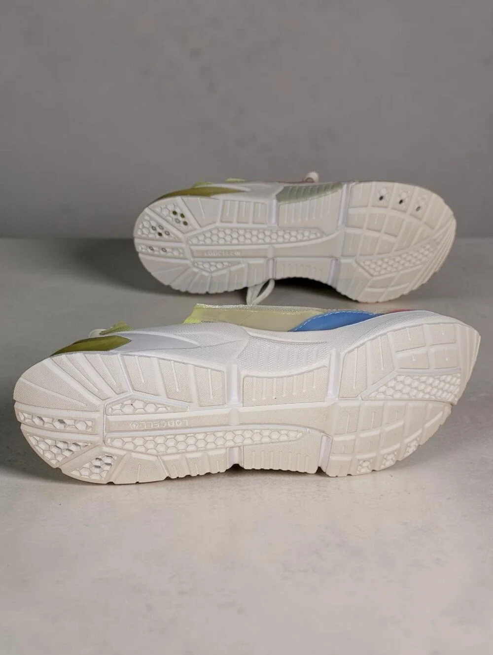 Puma LQD Cell Optic 8.5 Women's