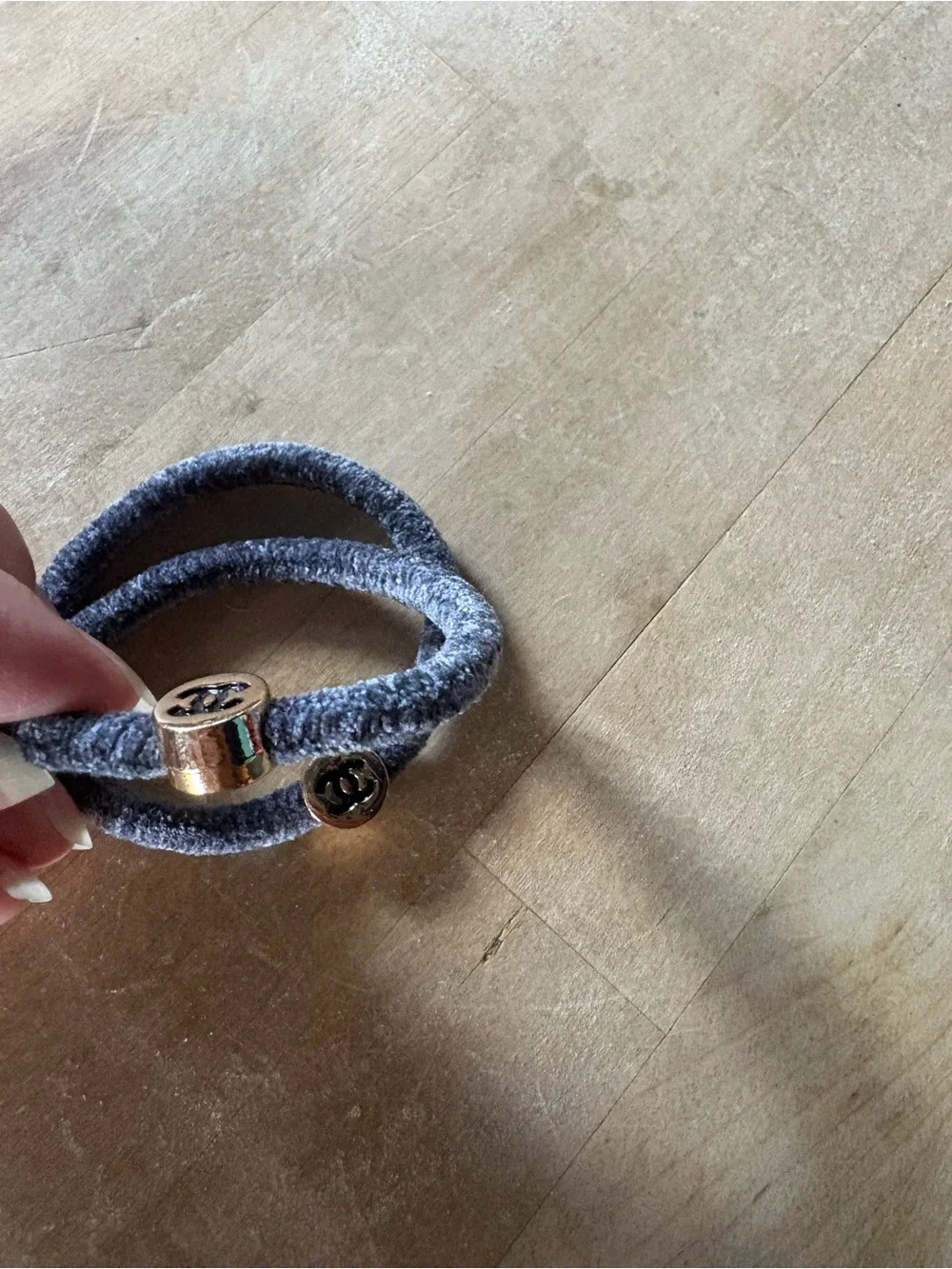 CHANEL pair velvet