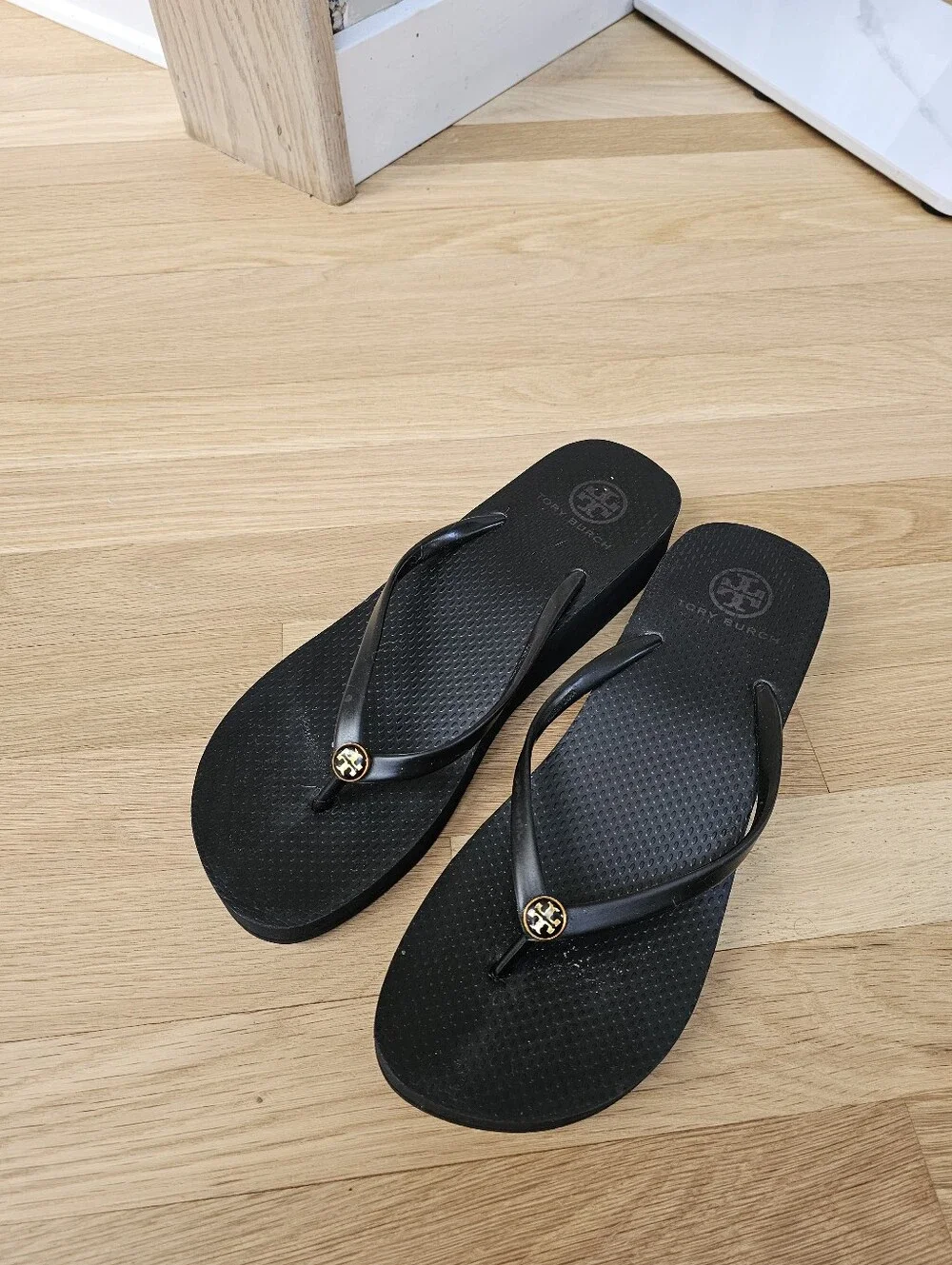 Tory Burch Platform Wedge Flit Flop - Hard to find!