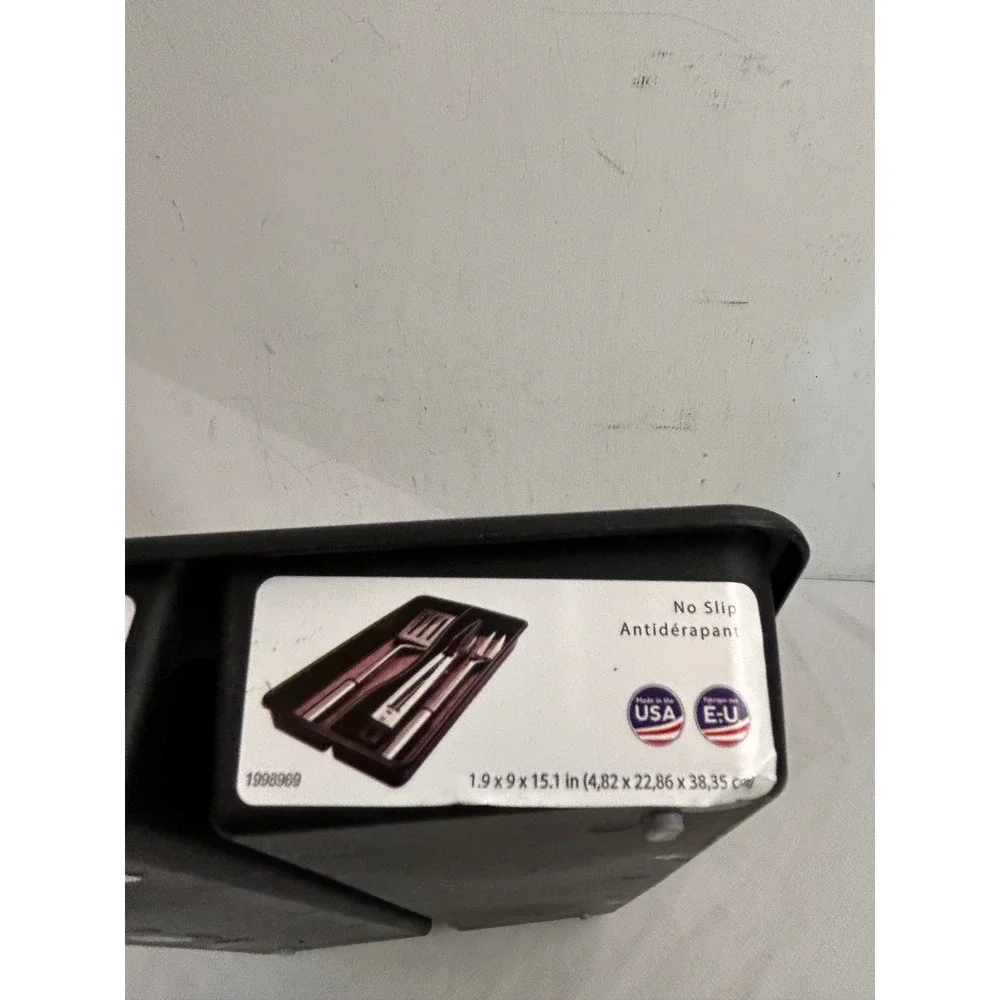 Rubbermaid gadget tray