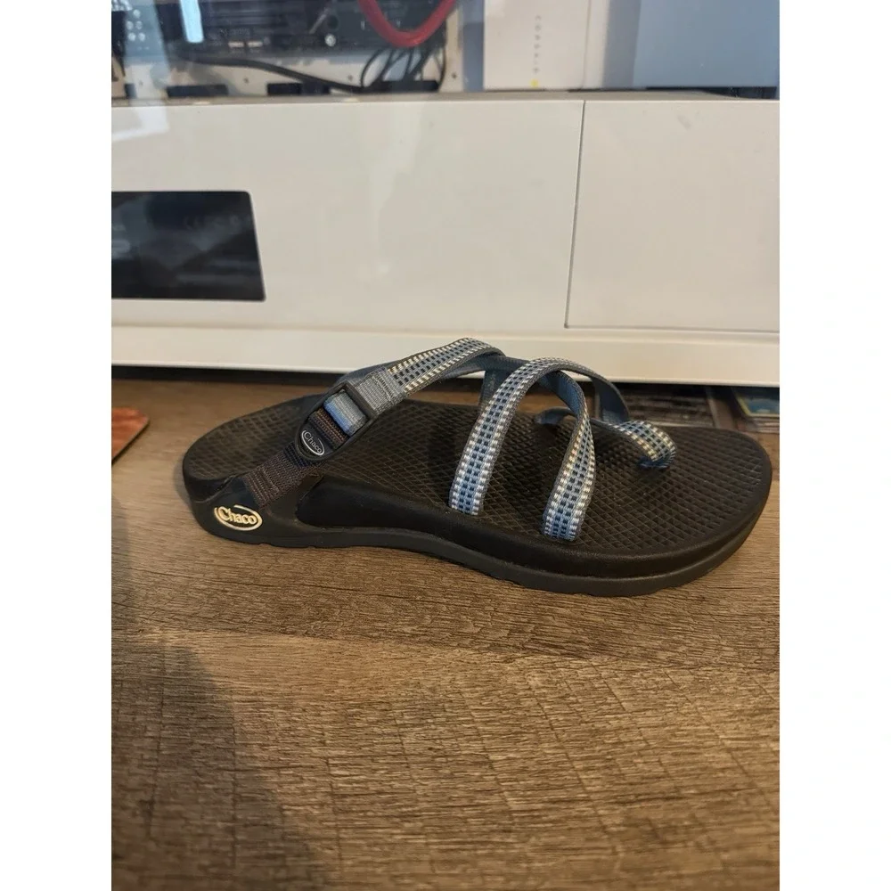 Chaco zong sandals