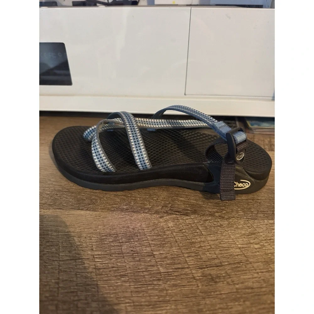 Chaco zong sandals