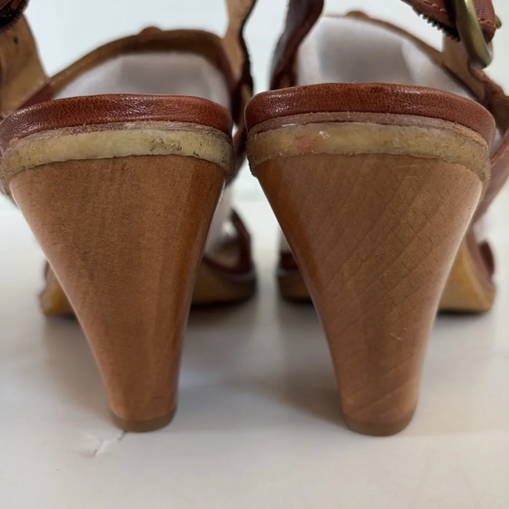 Frye mandy strap