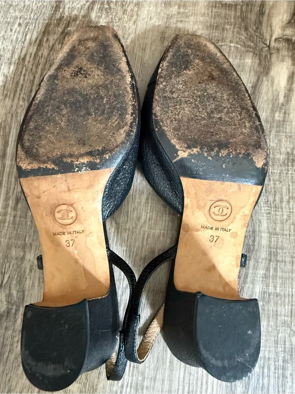 Authentic CHANEL Slingbacks black 37