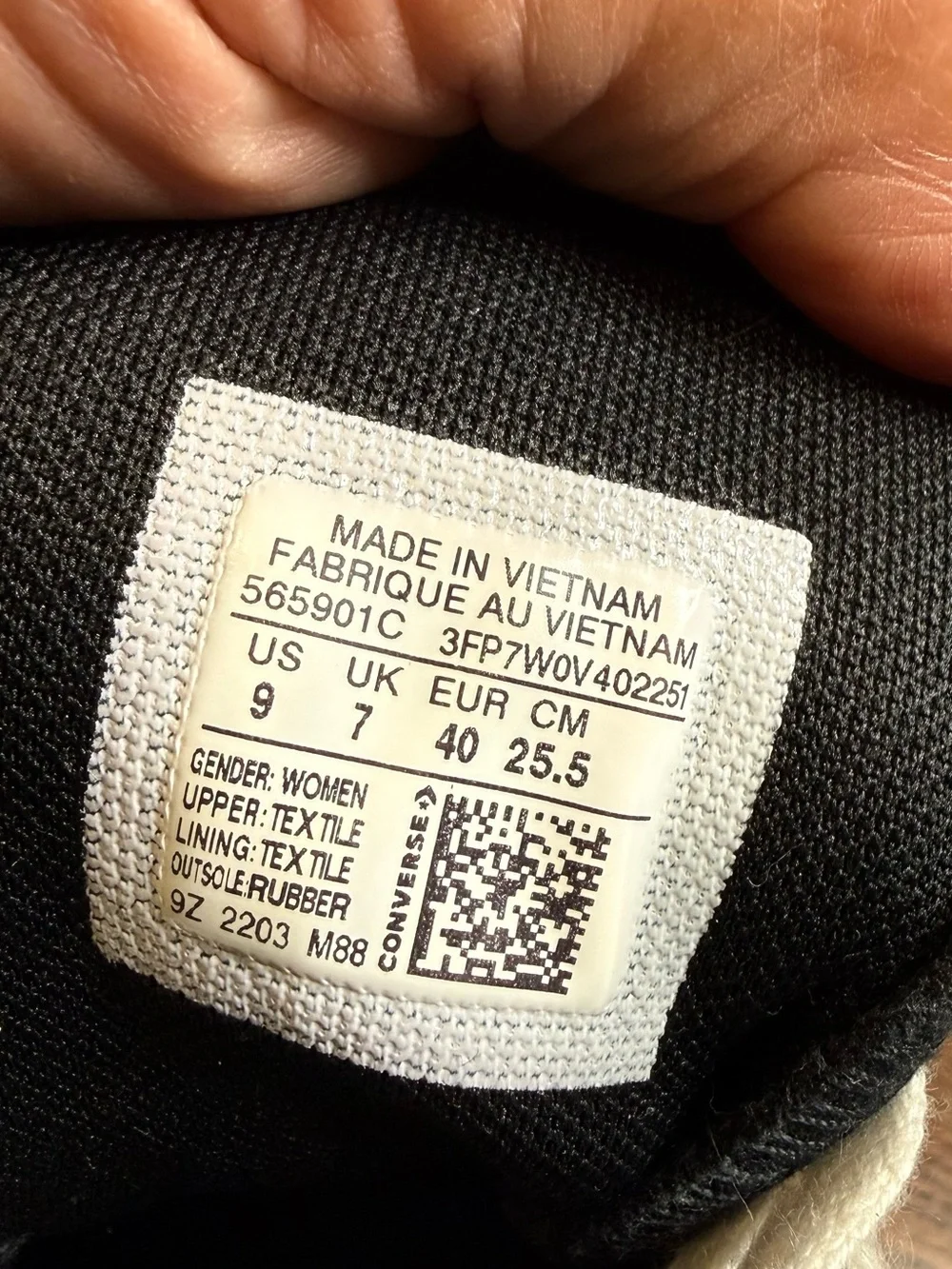 Converse black canvas