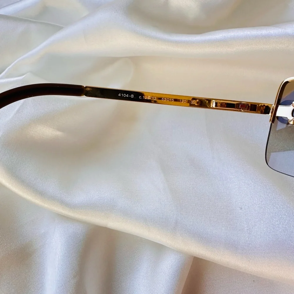 RARE✨Chanel vintage rimless sunglasses.