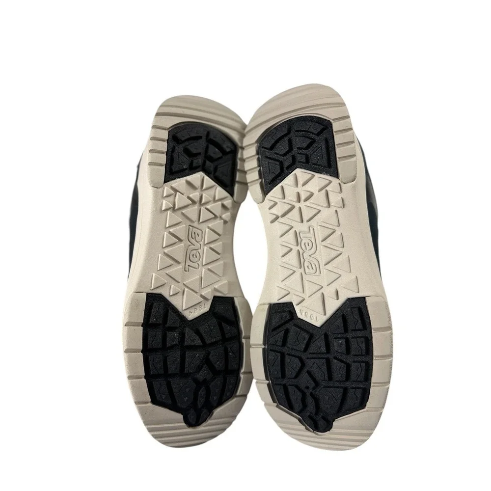 Teva missing insole
