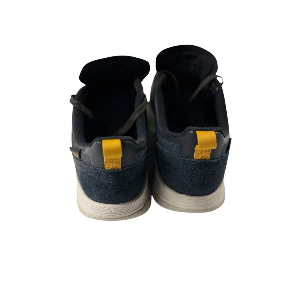 Teva missing insole