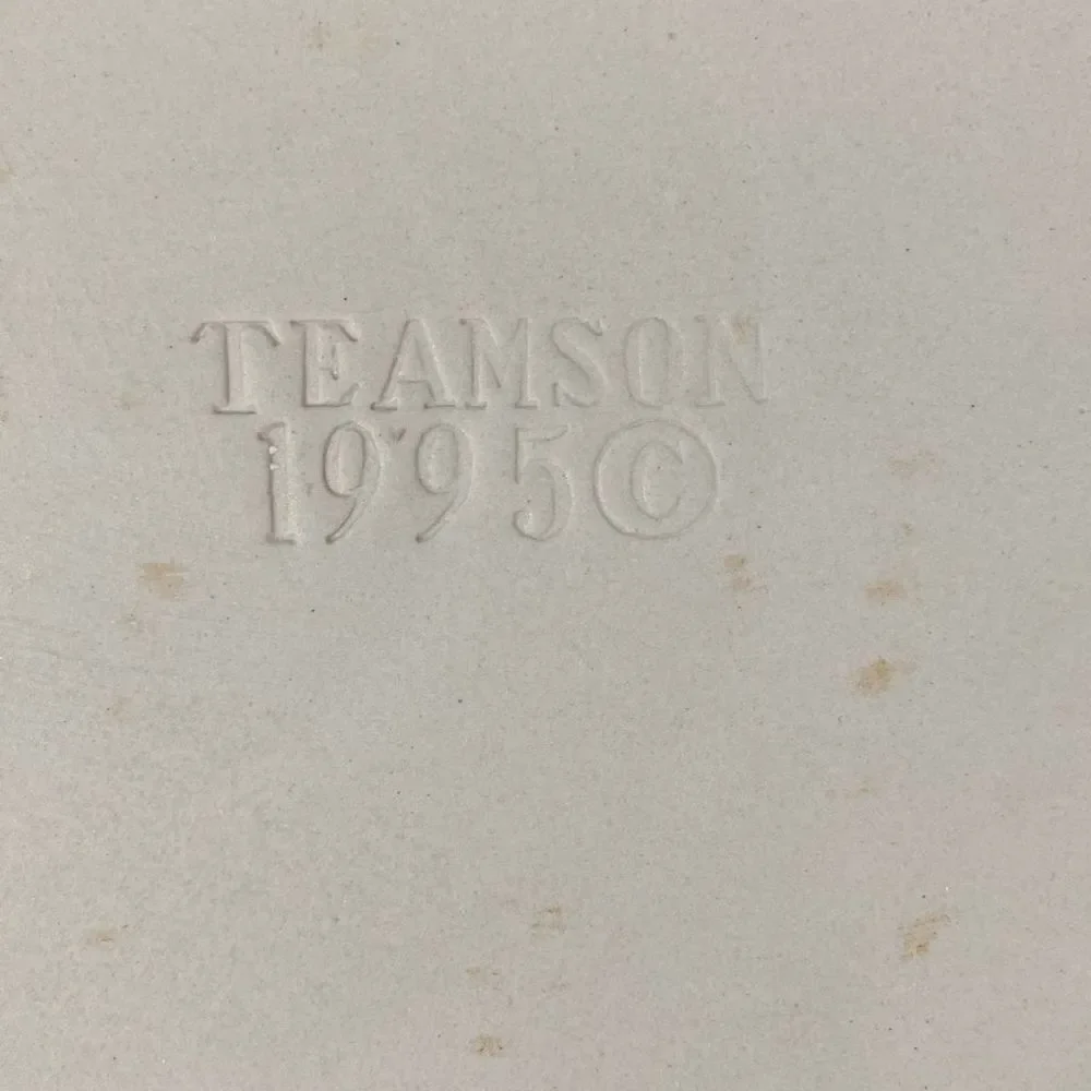 Teamson excellent oval