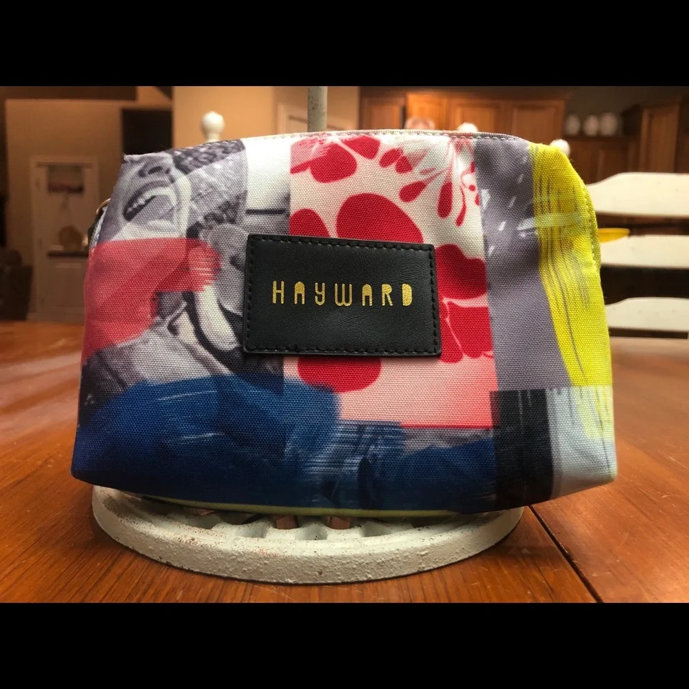 Hayward make-up pouch
