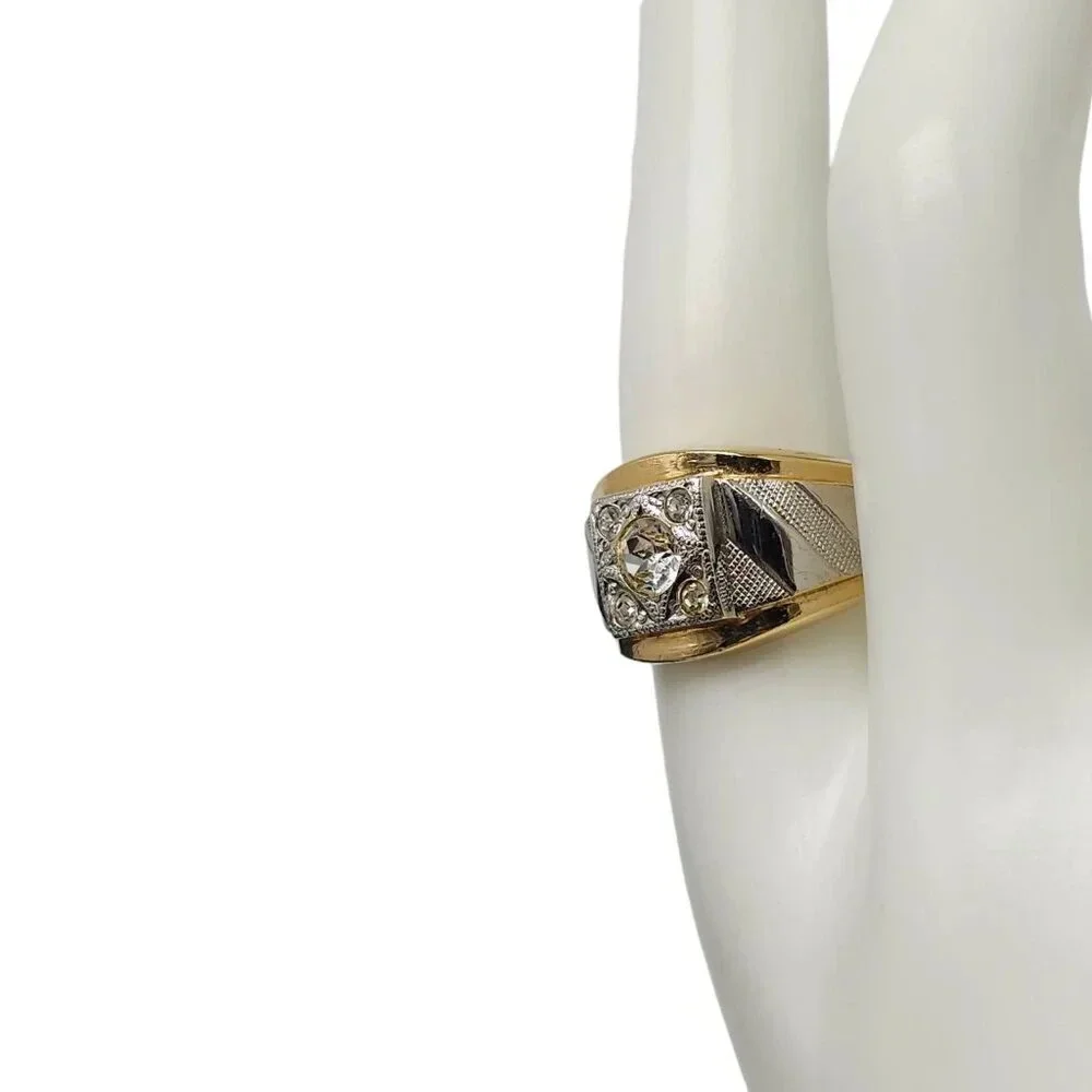 Uncas 18k gold