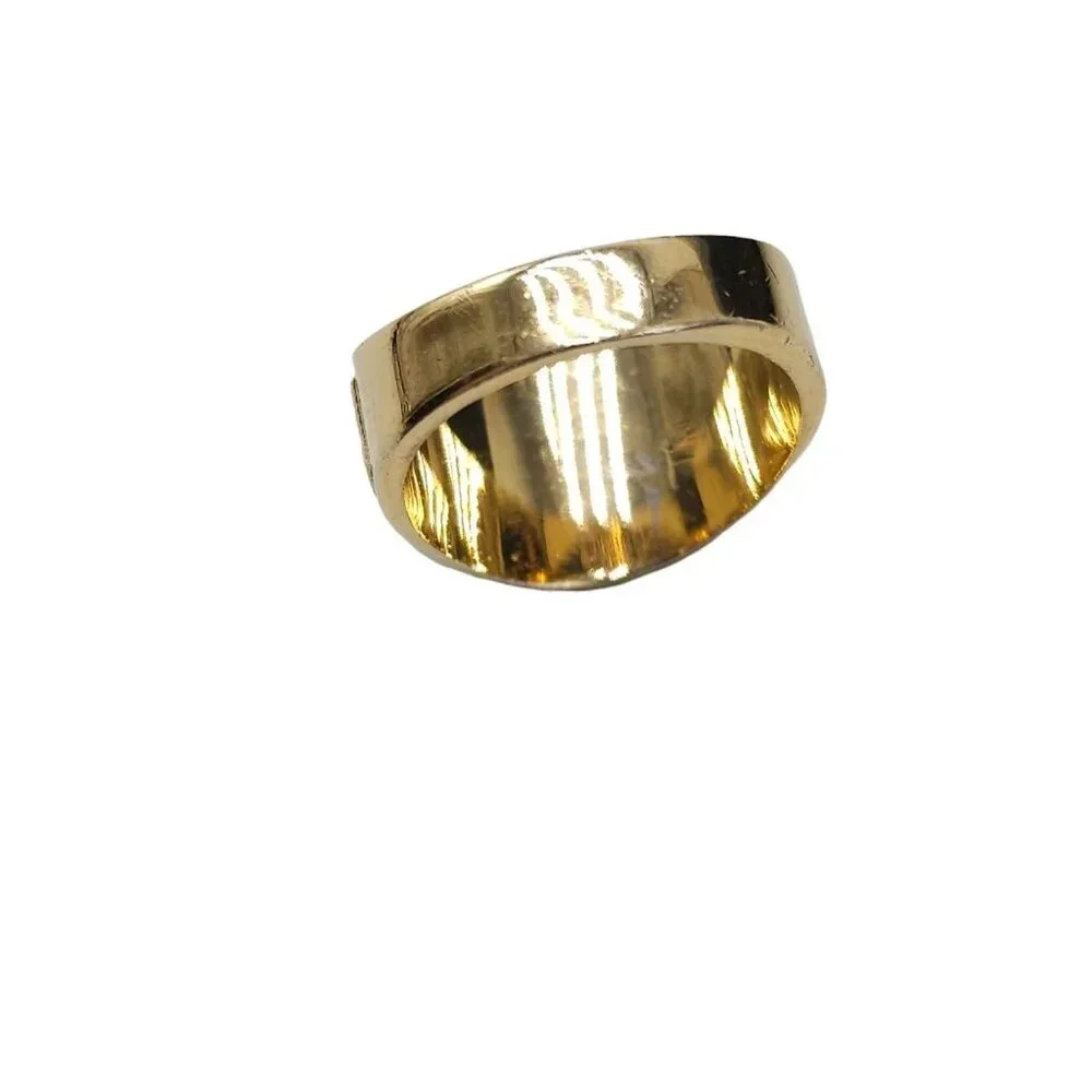 Uncas 18k gold