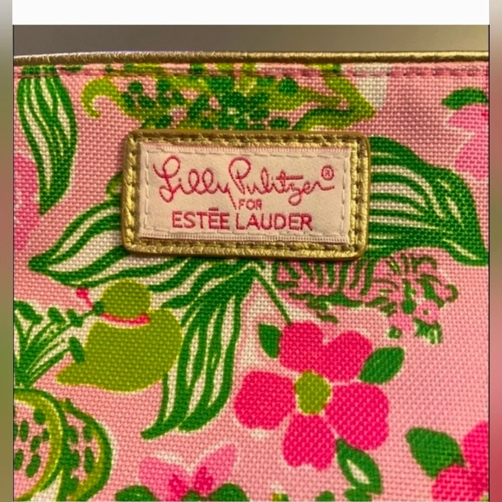 Lilly Pulitzer chic colorful