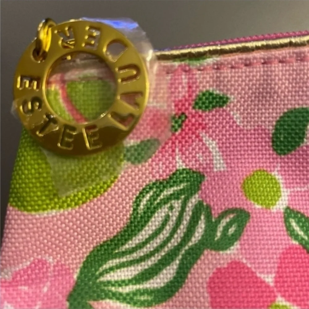 Lilly Pulitzer chic colorful