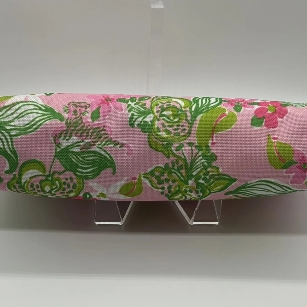 Lilly Pulitzer chic colorful