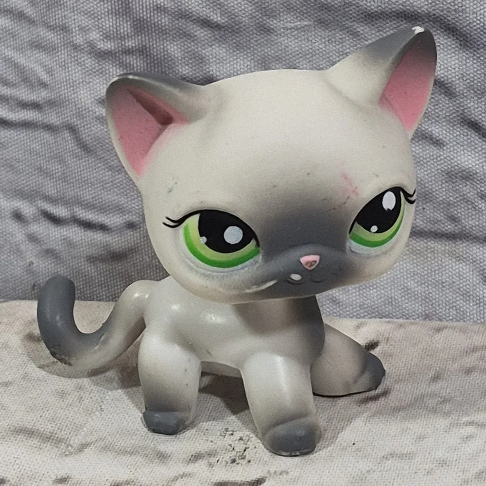 Vintage Littlest Pet Shop LPS #125 Rare Gray Shorthair Cat green Eyes 2004
