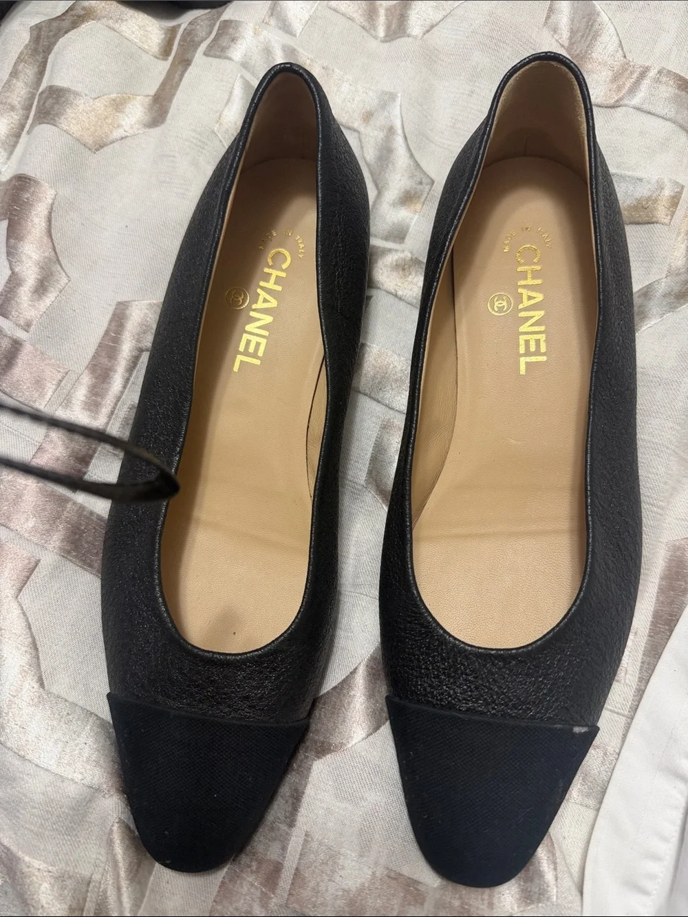 CHANEL Black Leather Ballet Flats with Black Fabric Cap