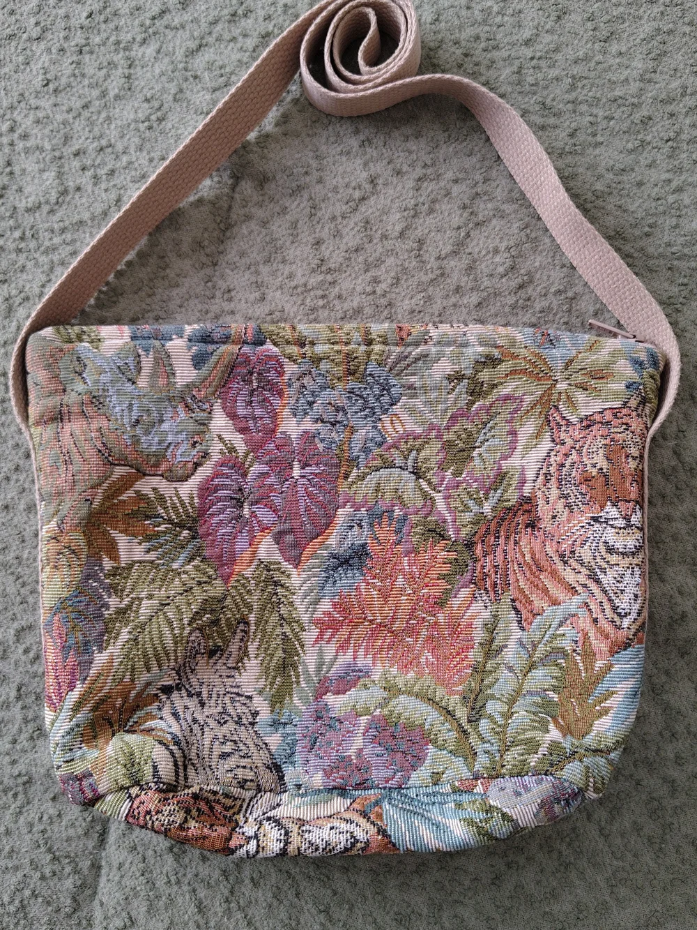 N/A doodle bags