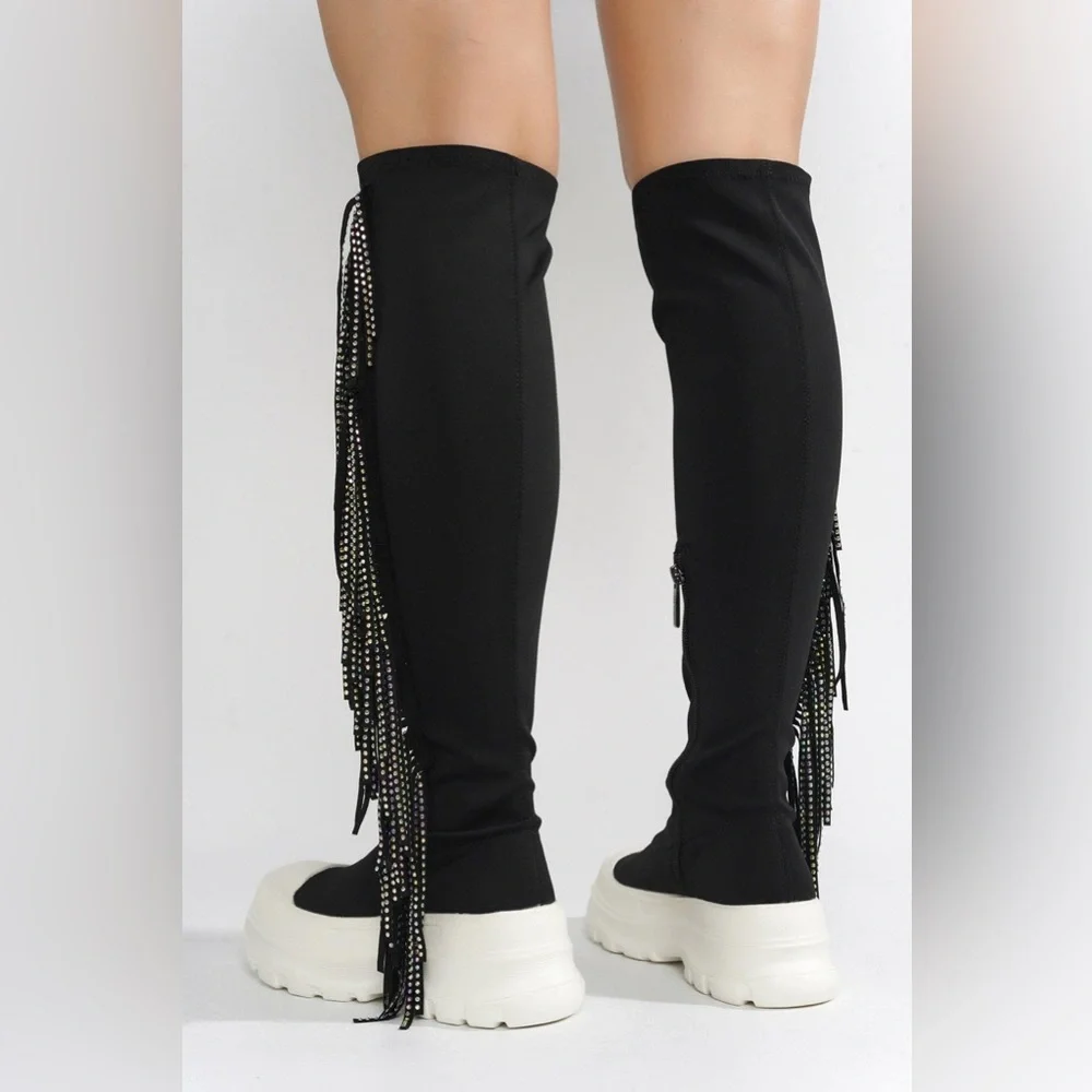 Cape Robbin aretha black