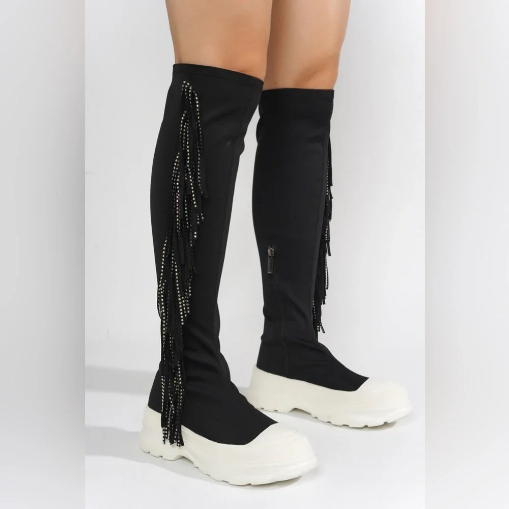 Cape Robbin aretha black