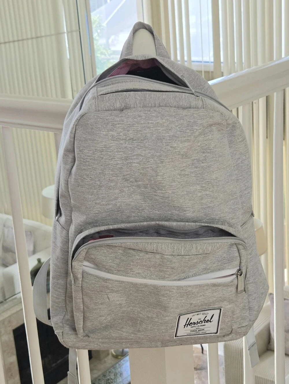 Herschel Supply Classic Backpack Raven Cross Hatch 24L