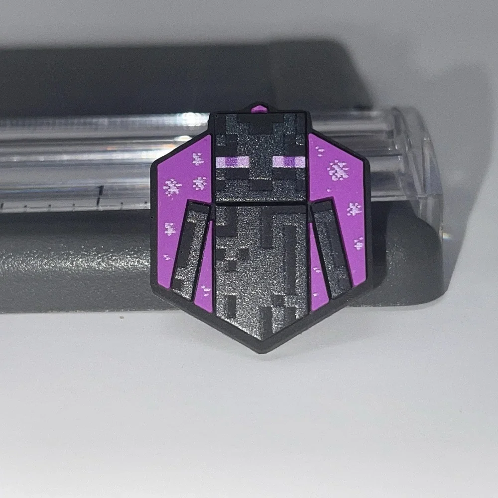 New Minecraft‎ Enderman Authentic Crocs Jibbitz New Minecraft Movie All Ages