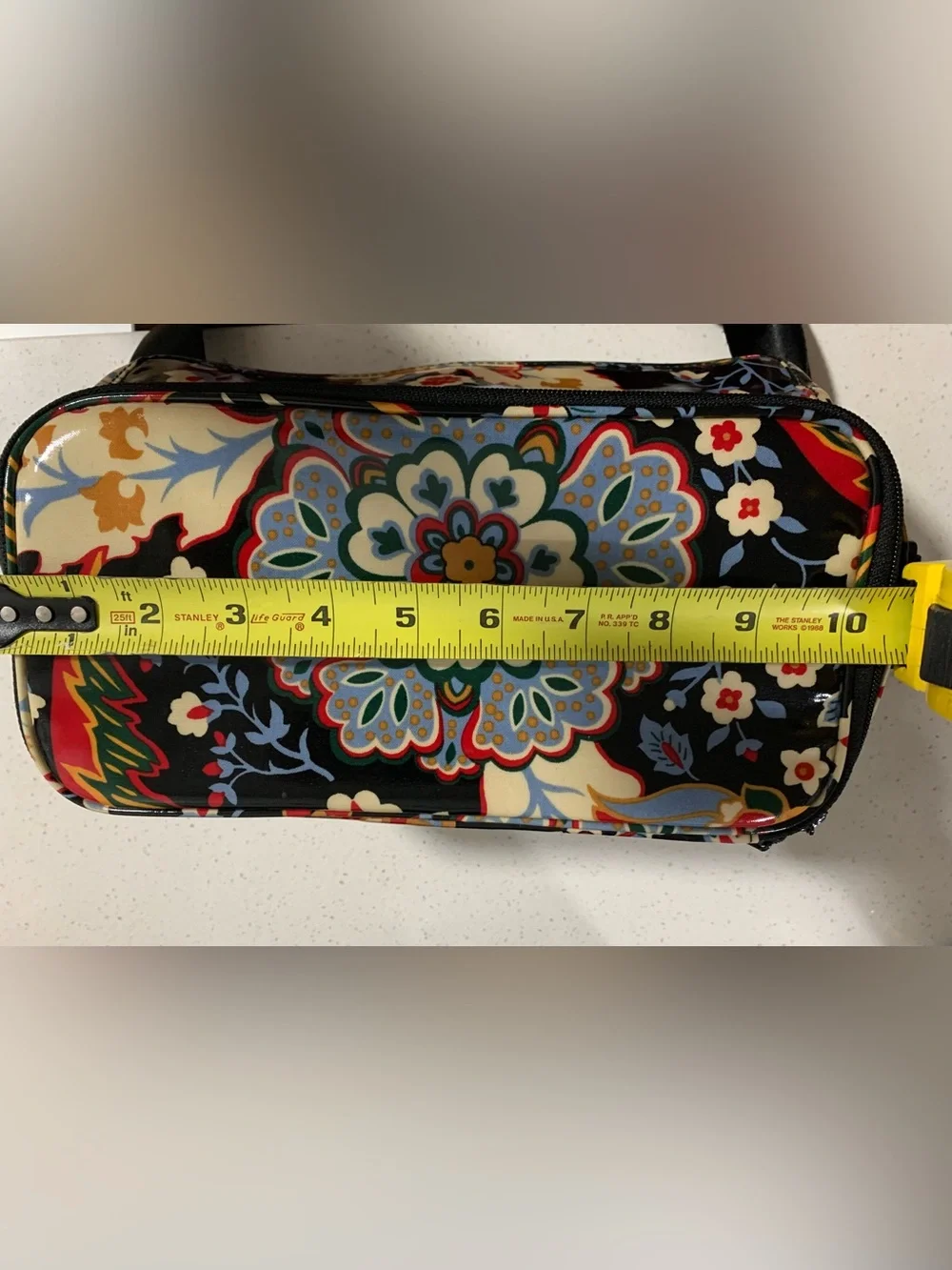 Vera Bradley insulated lunchbox