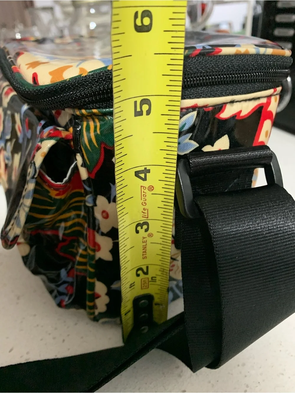 Vera Bradley insulated lunchbox