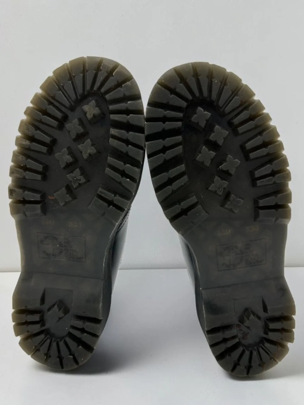 Dr. Martens us woman