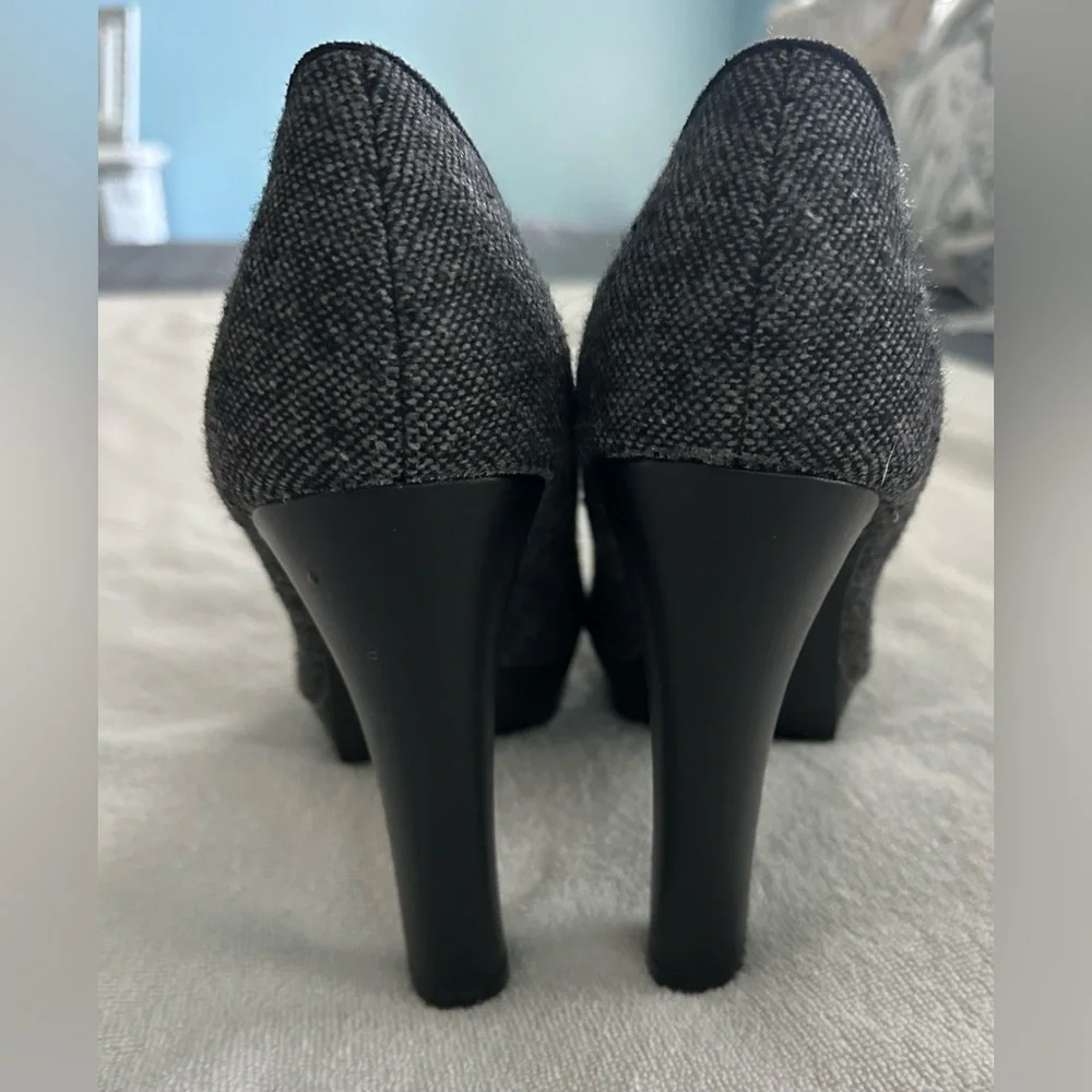 Christian Siriano black gray