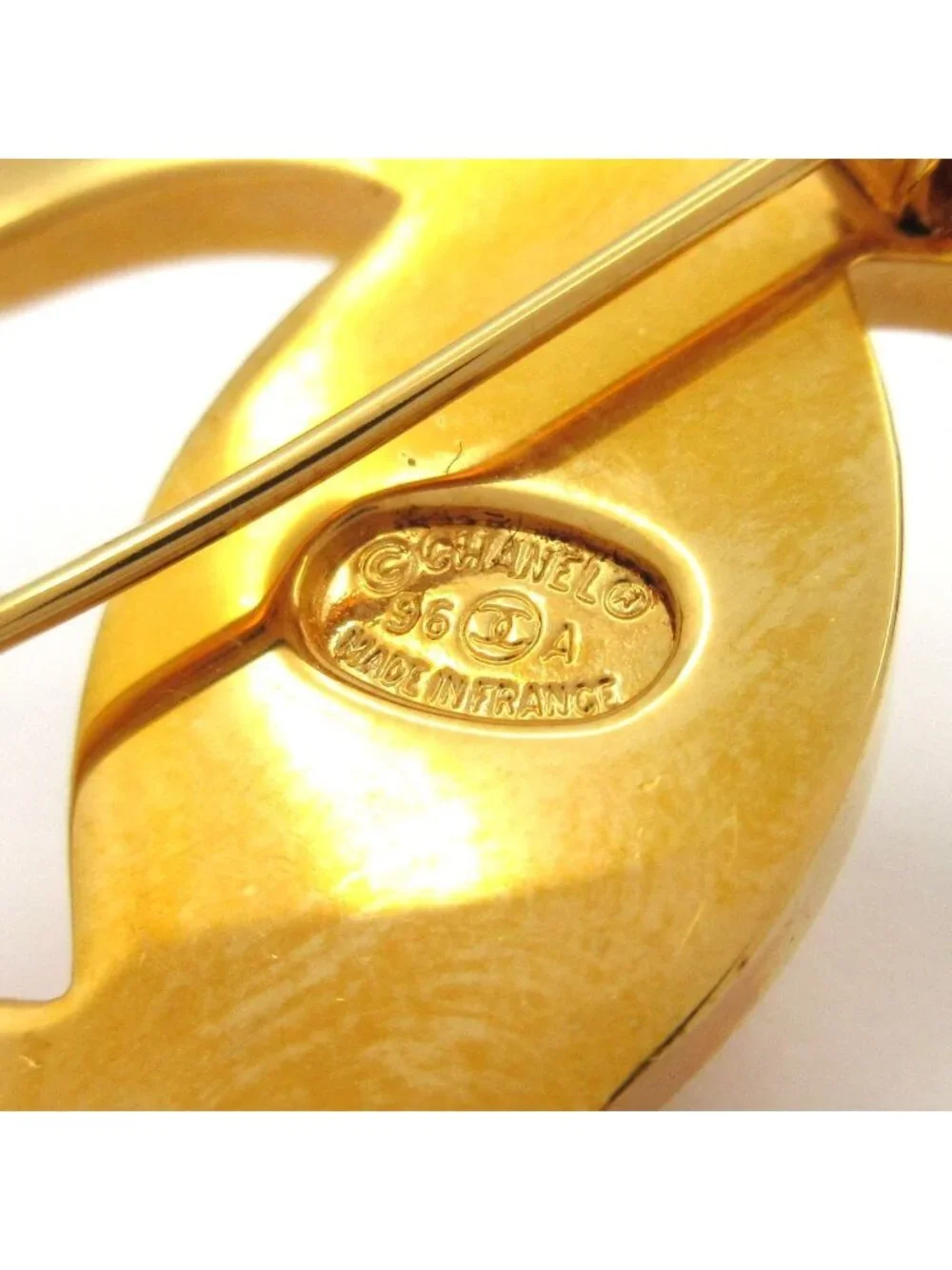 CHANEL category brooch