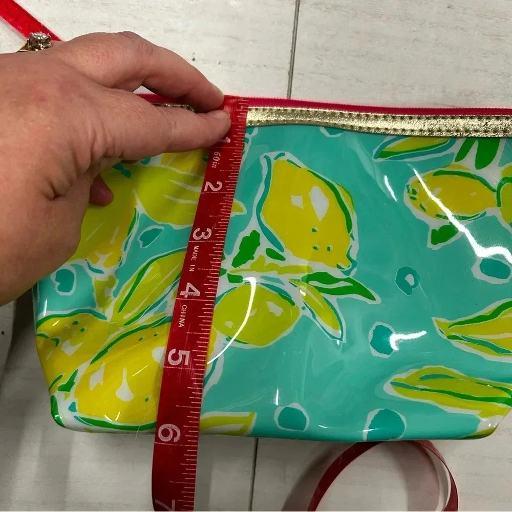 NWOT Lilly Pulitzer For Estee Lauder‎ Makeup Travel Zip Bag Waterproof Case Aqua