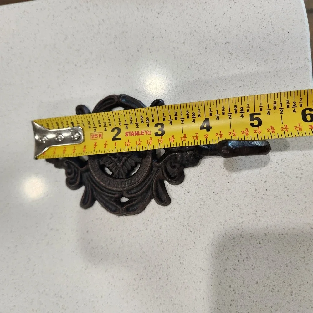 N/A hooks charm rusted