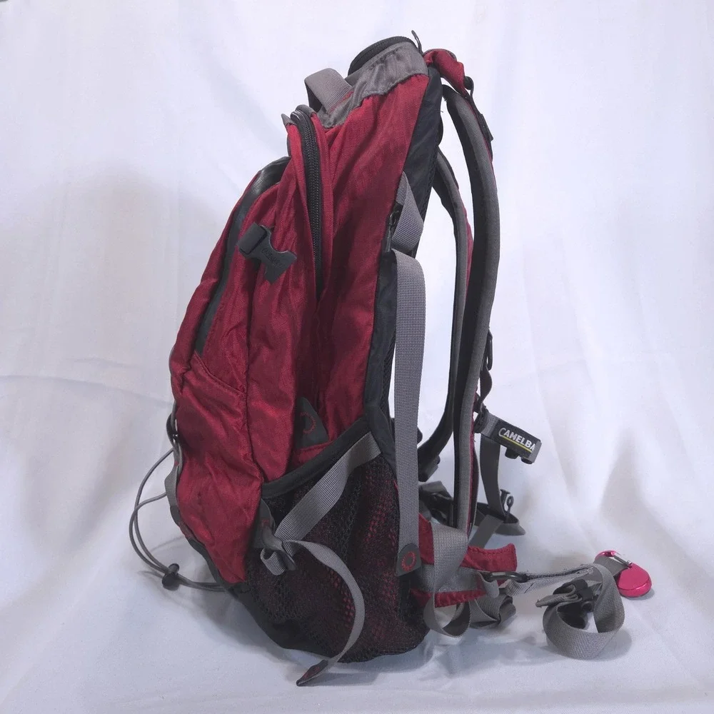 Camelbak red you days