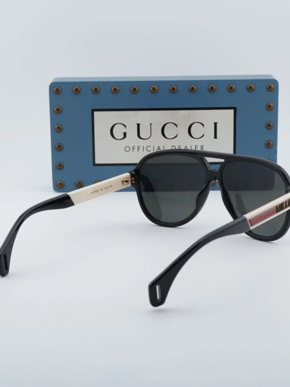 Gucci model gg0463s