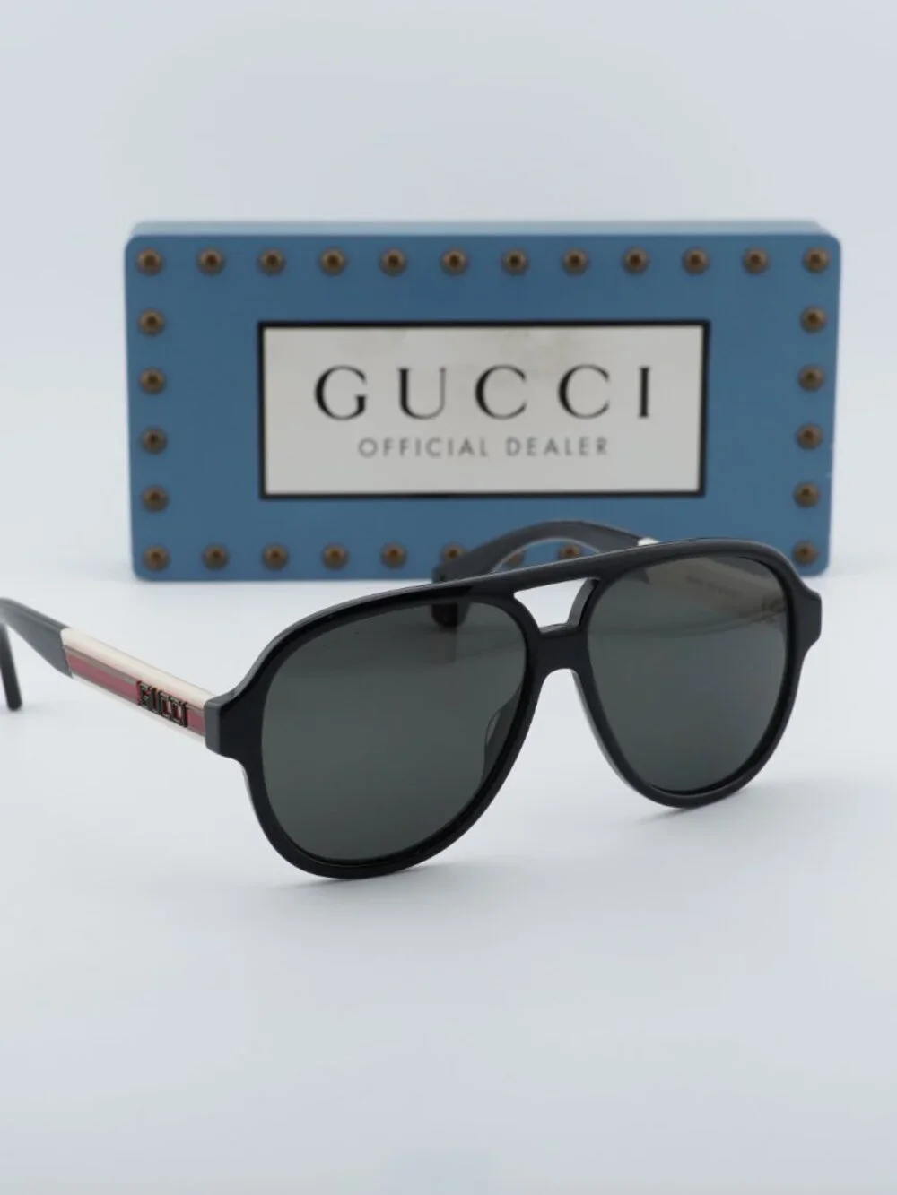 Gucci model gg0463s