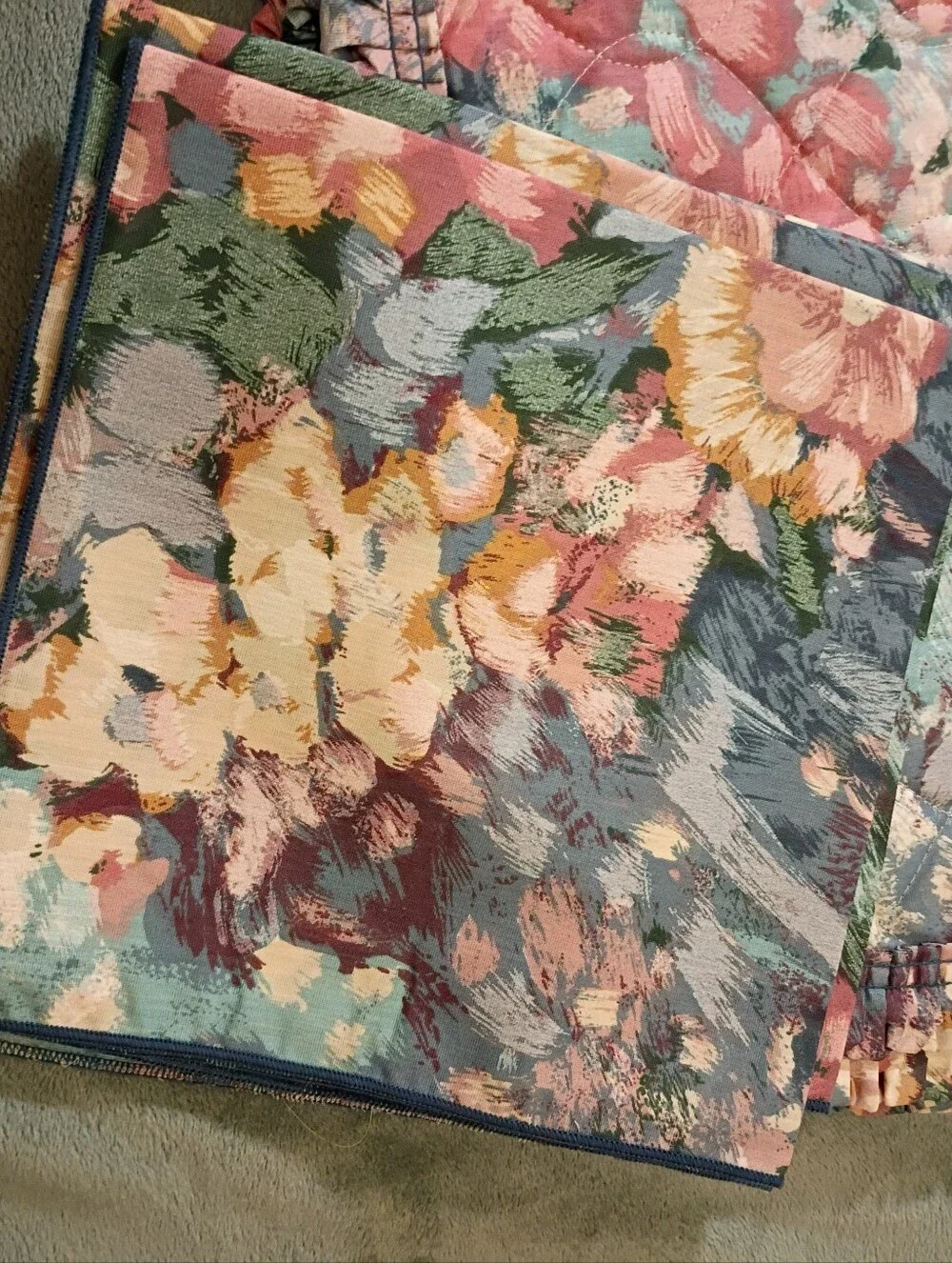 N/A piece placemats