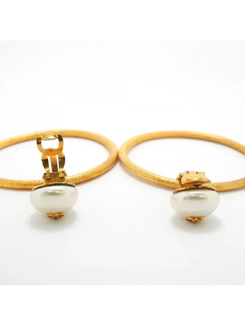 Chanel Earrings Vintage CC Logo Round