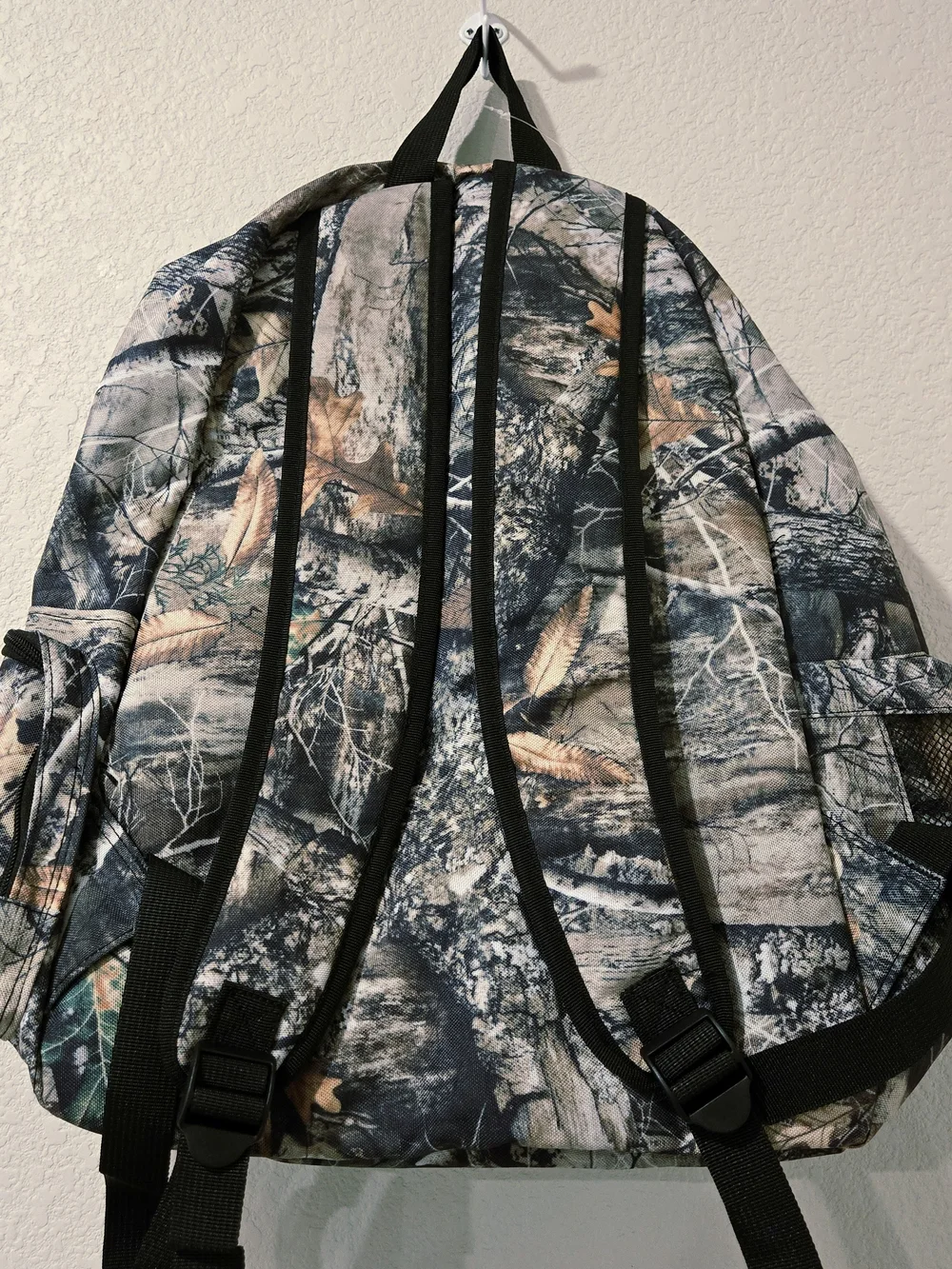 Swiss Design Camo Leaf Print Men's Backpack - Green/Brown