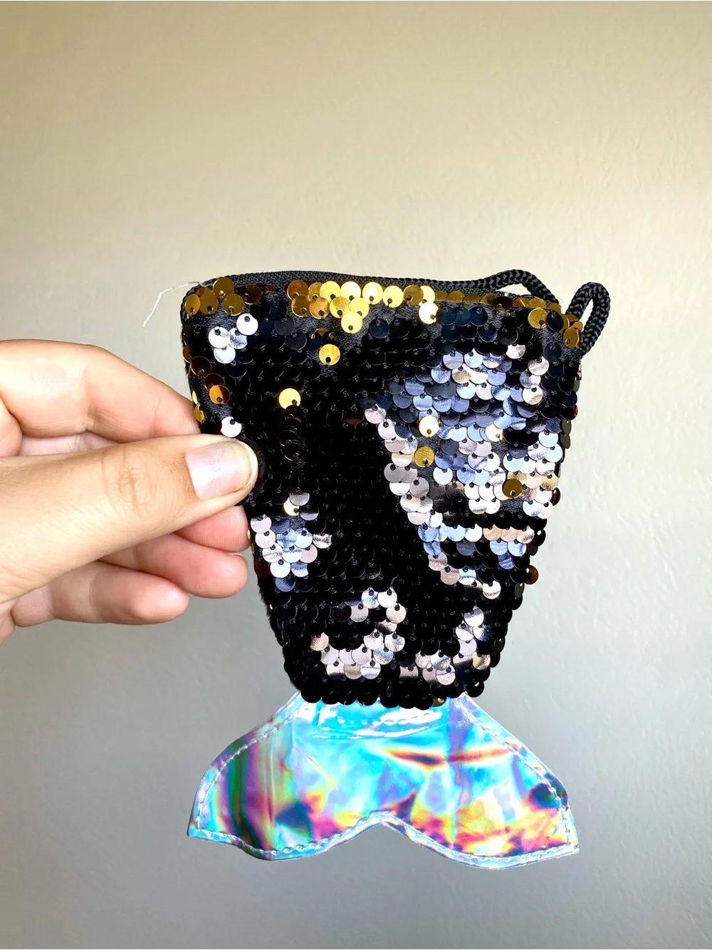 Sequin Mermaid Necklace Pouch - Black & Holographic
