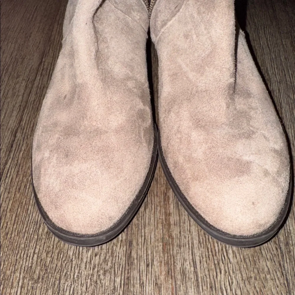 Vince Camuto vince camuto