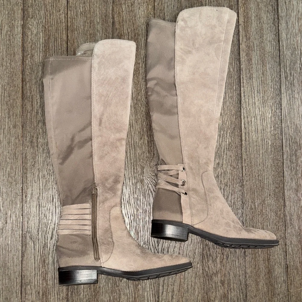 Vince Camuto Pauletta Foxy