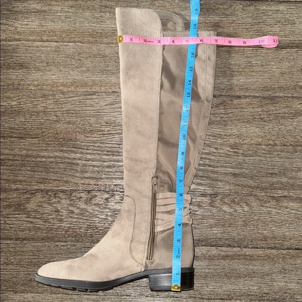 Vince Camuto vince camuto