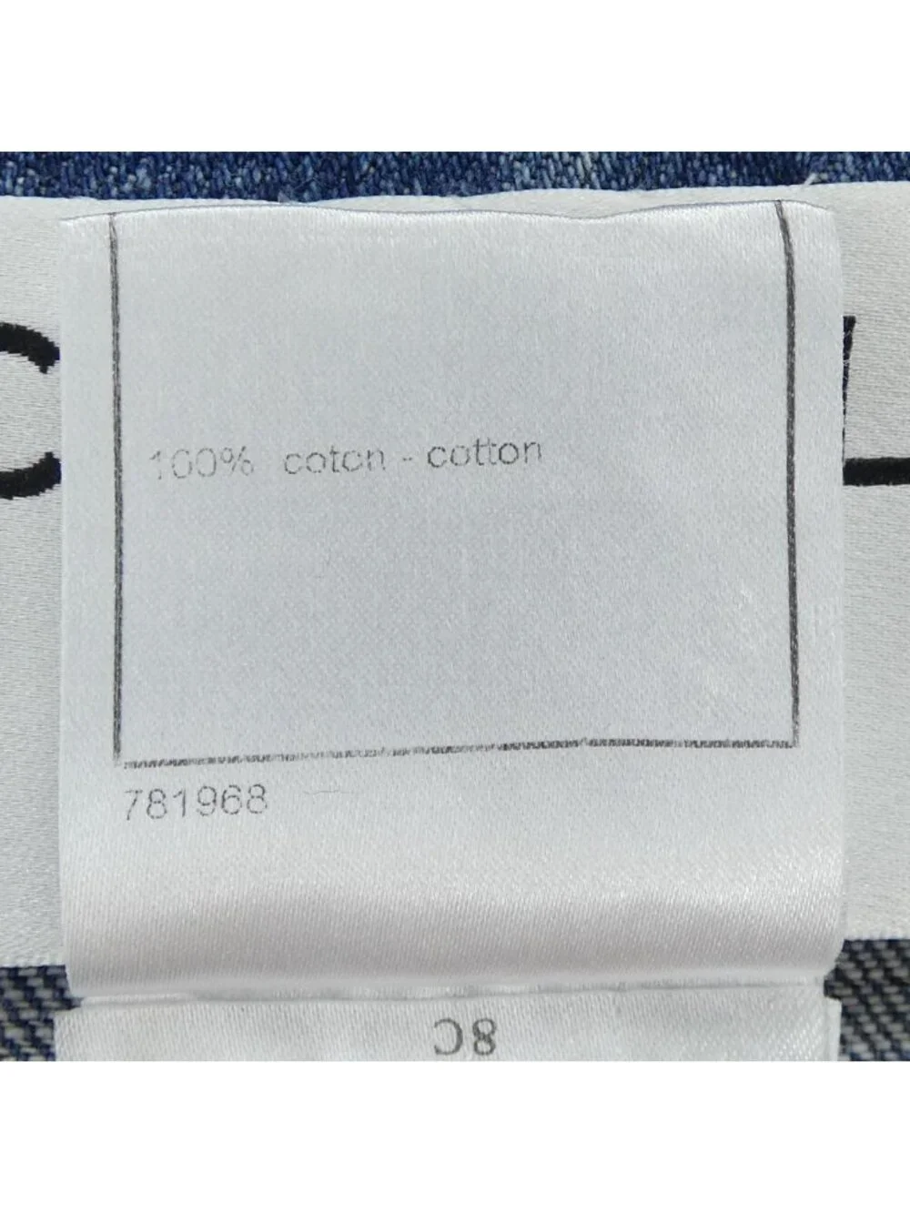 CHANEL presentation smell