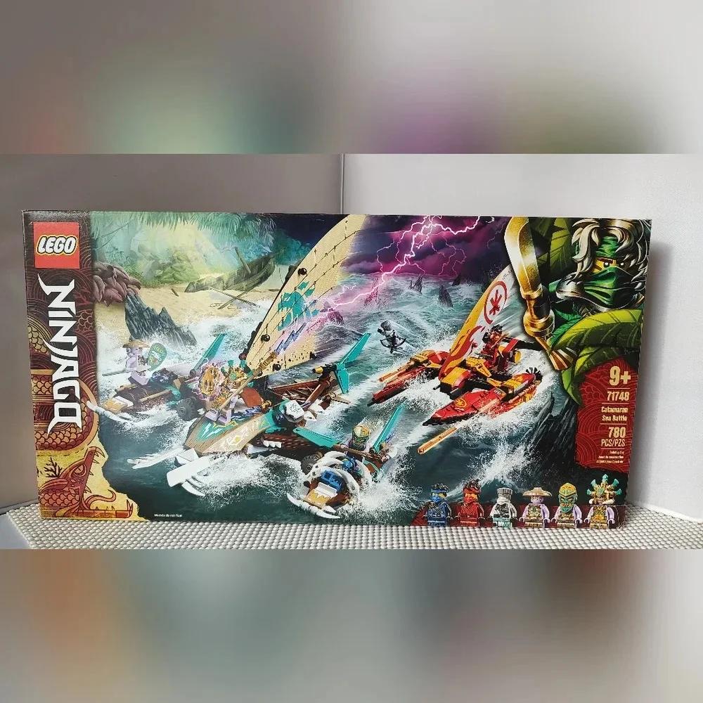 Lego ninjago free 780pcs